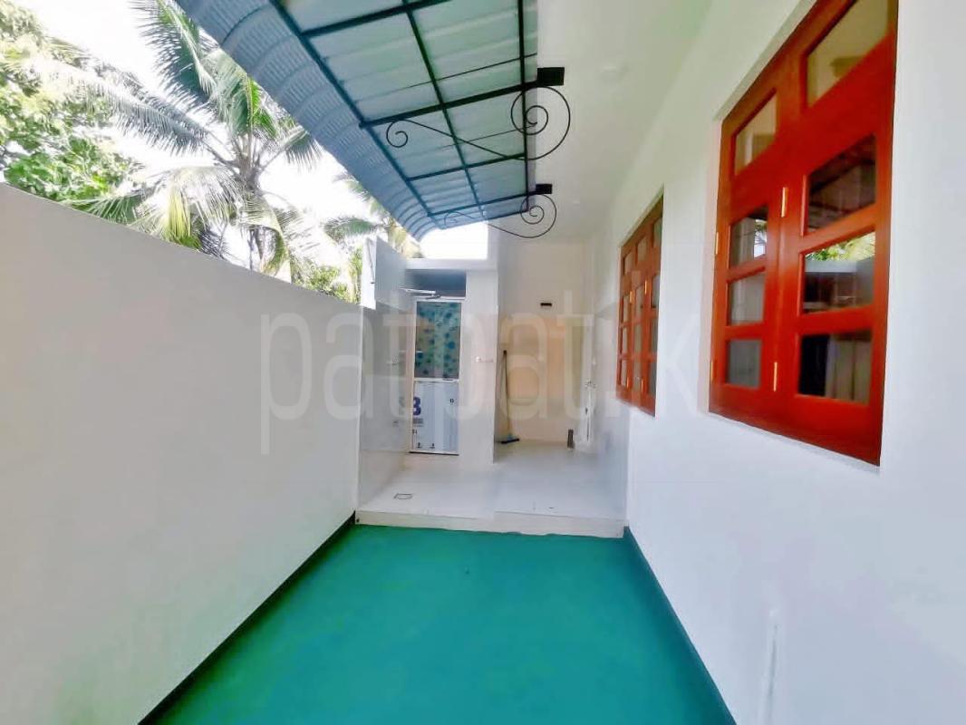 Advertisement image 6