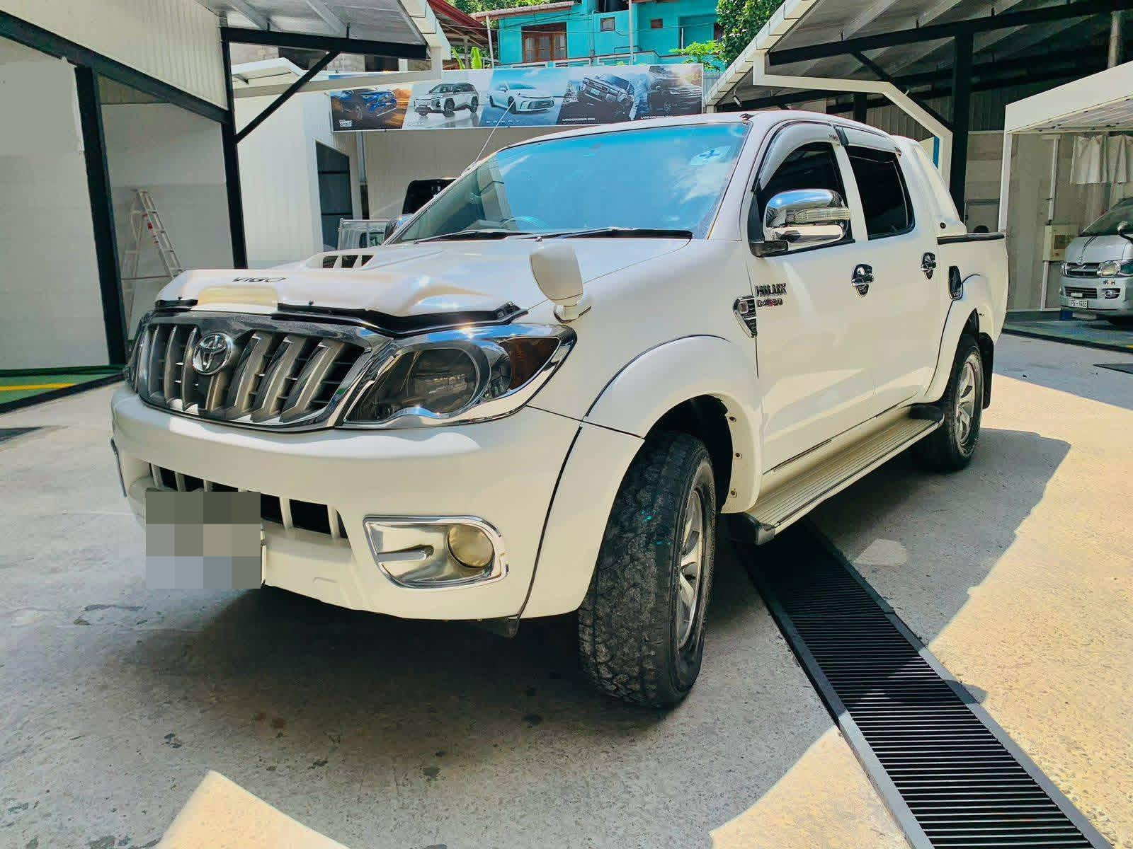 Toyota Hilux 2006 - Used Pick-up  sale in Sri Lanka - patpat.lk