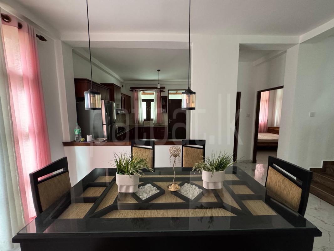 Advertisement image 13