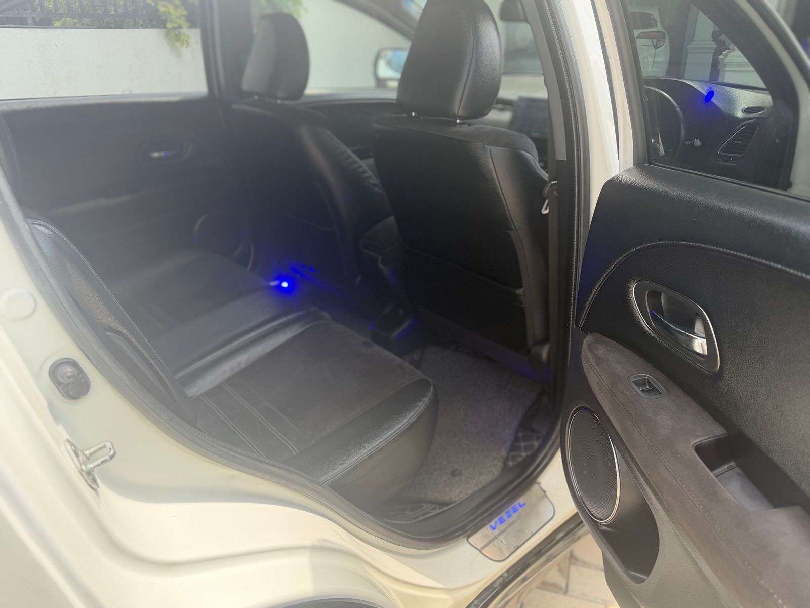 Honda Vezel 2017 - பயன்படுத்தப்பட்டது SUV sale in Sri Lanka - patpat.lk