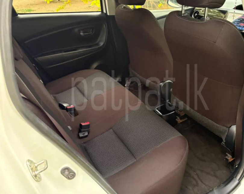 Toyota Vitz 2019 - பயன்படுத்தப்பட்டது கார் sale in Sri Lanka - patpat.lk