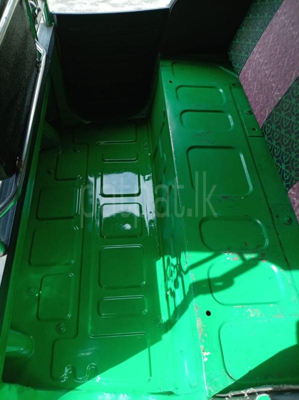 Bajaj 4 stroke 2010 - Used Three wheeler sale in Sri Lanka - patpat.lk