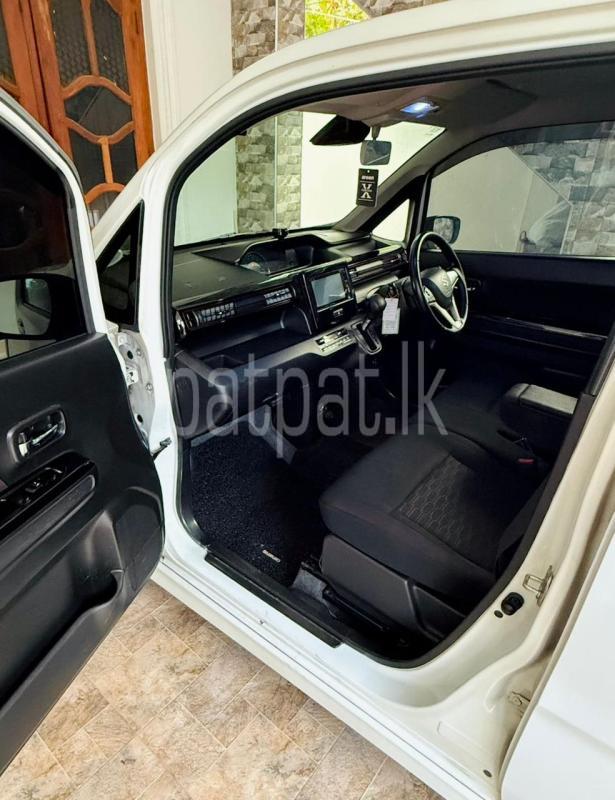 Advertisement image 3