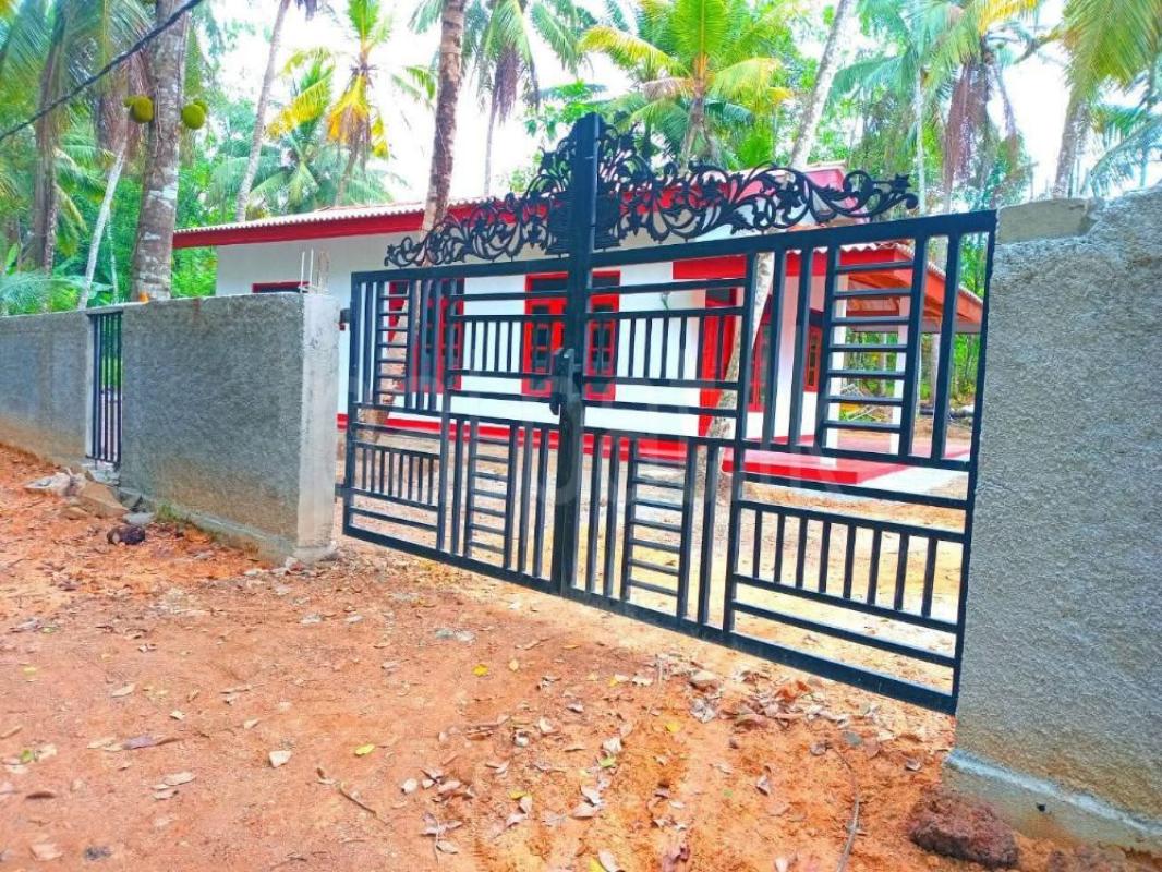 Advertisement image 6