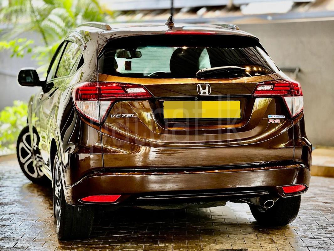 Honda Vezel 2016 - பயன்படுத்தப்பட்டது SUV sale in Sri Lanka - patpat.lk