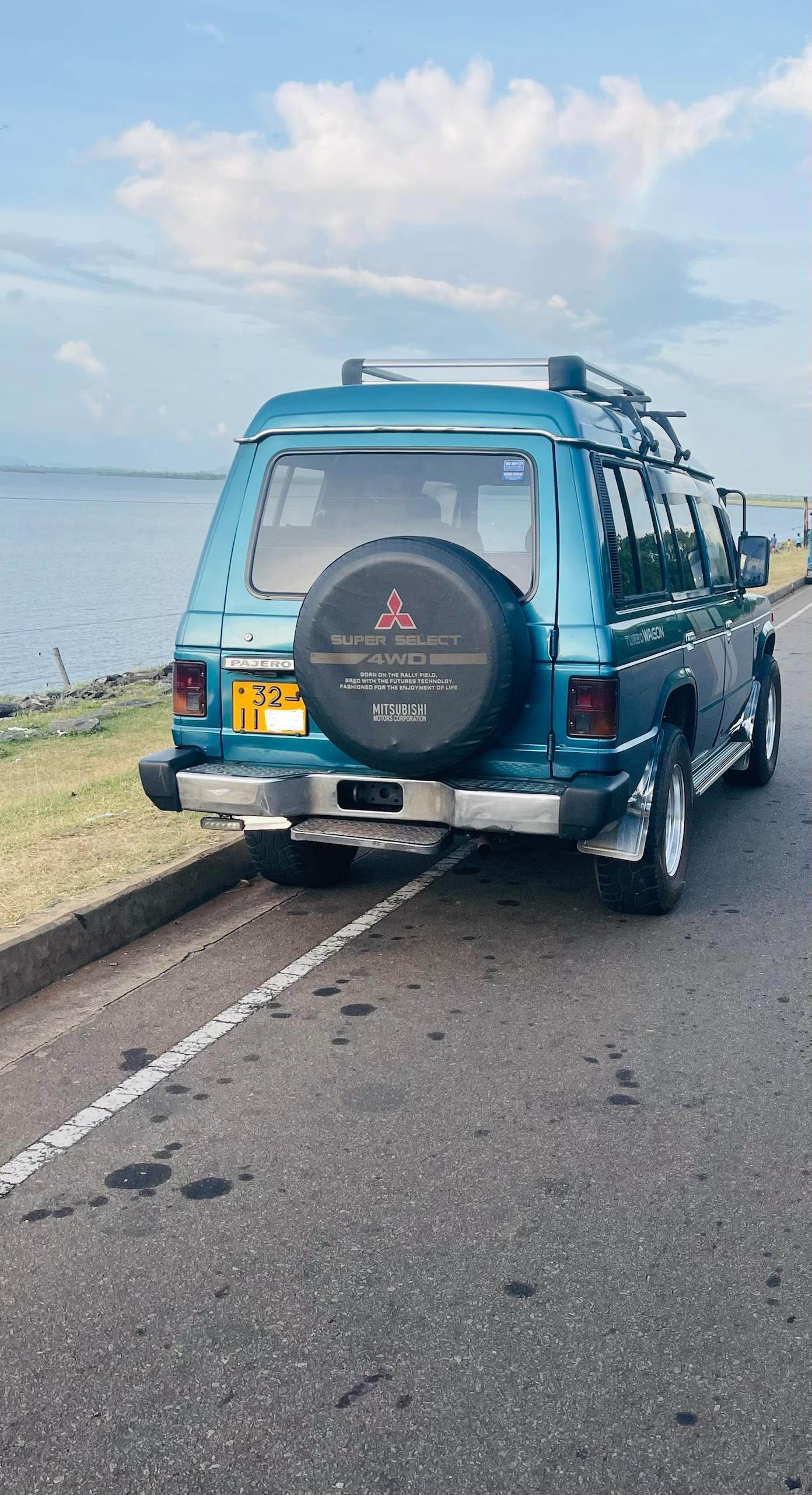 Mitsubishi Pajero 1985 - Used SUV sale in Sri Lanka - patpat.lk