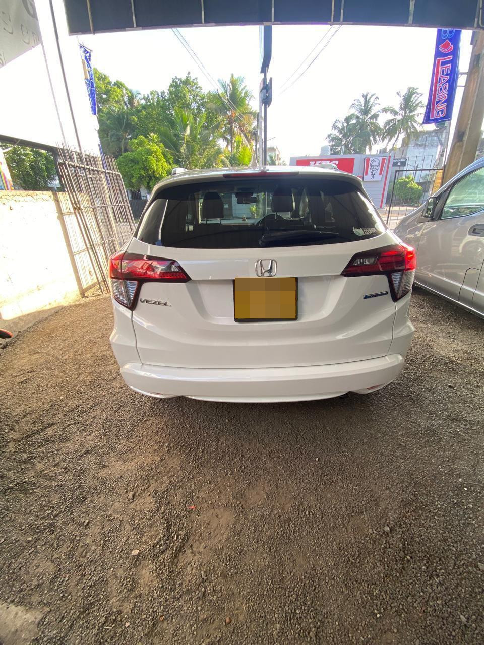 Honda Vezel 2012 - Used SUV sale in Sri Lanka - patpat.lk