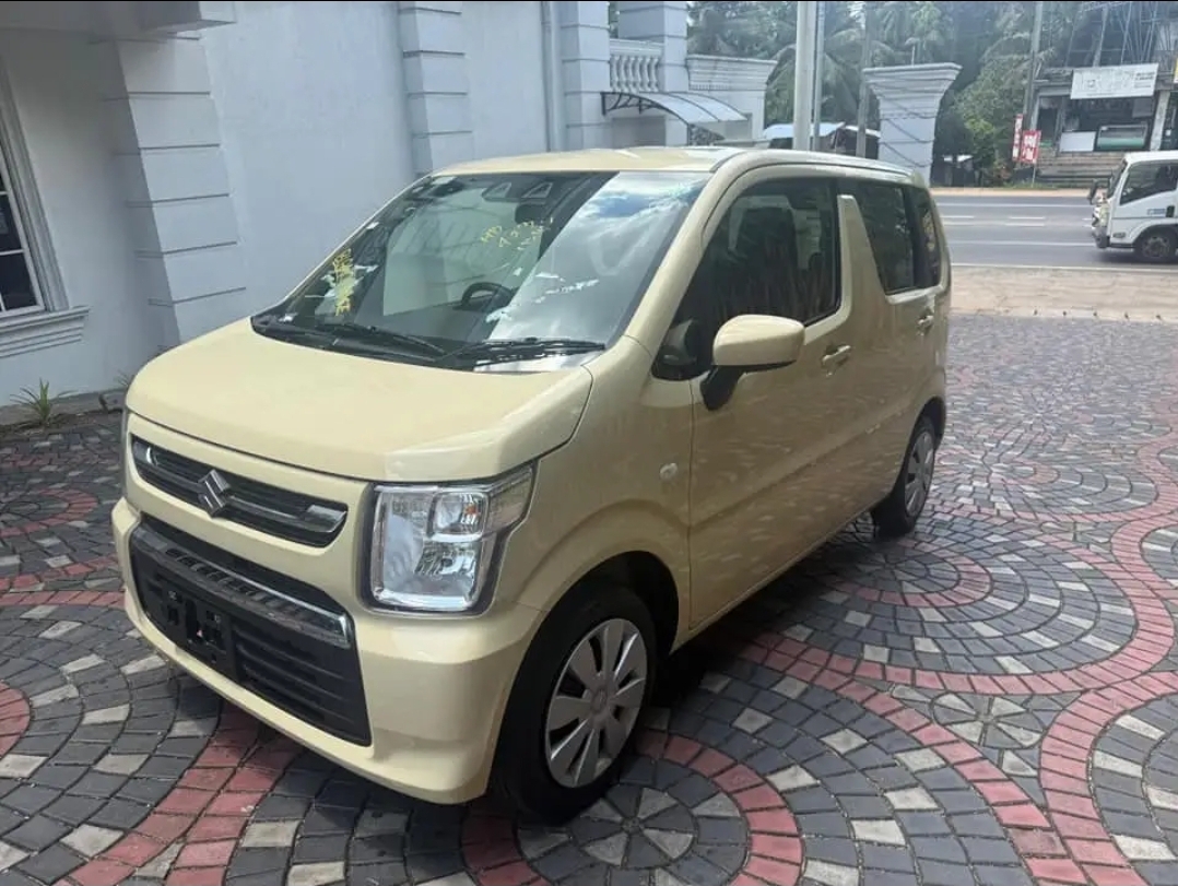 Suzuki Wagon R 2024 ads-image-1