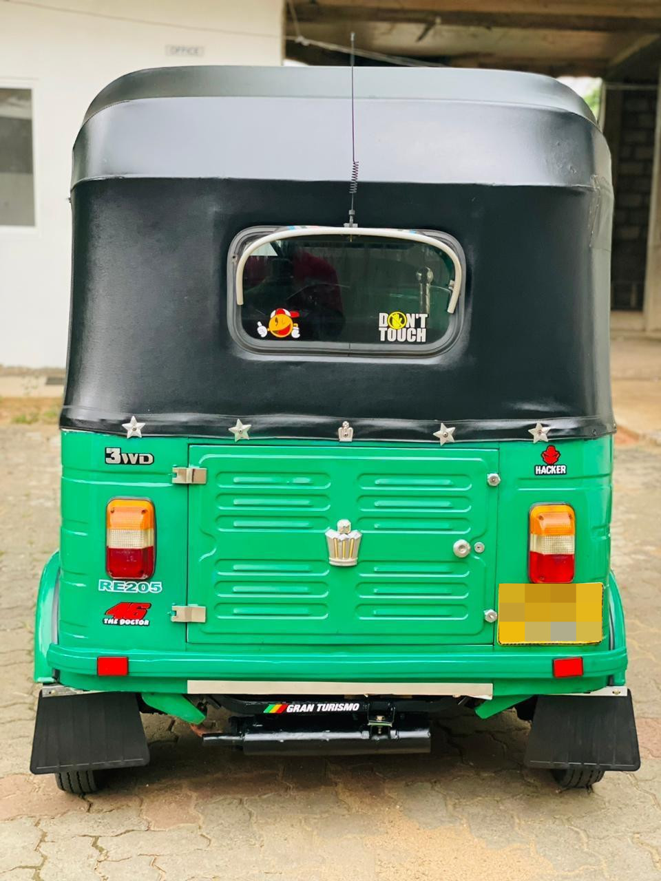 Bajaj Three Wheel 2011 - பயன்படுத்தப்பட்டது முச்சக்கர வண்டி sale in Sri Lanka - patpat.lk