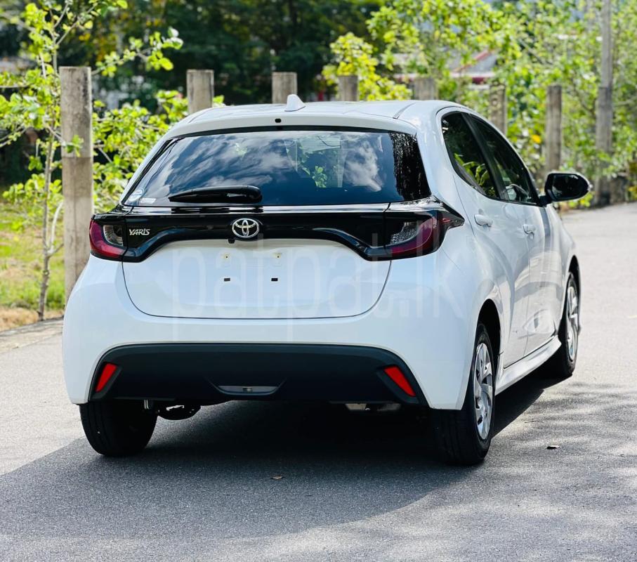 Toyota Yaris 2025 - අලුත් කාර් sale in Sri Lanka - patpat.lk