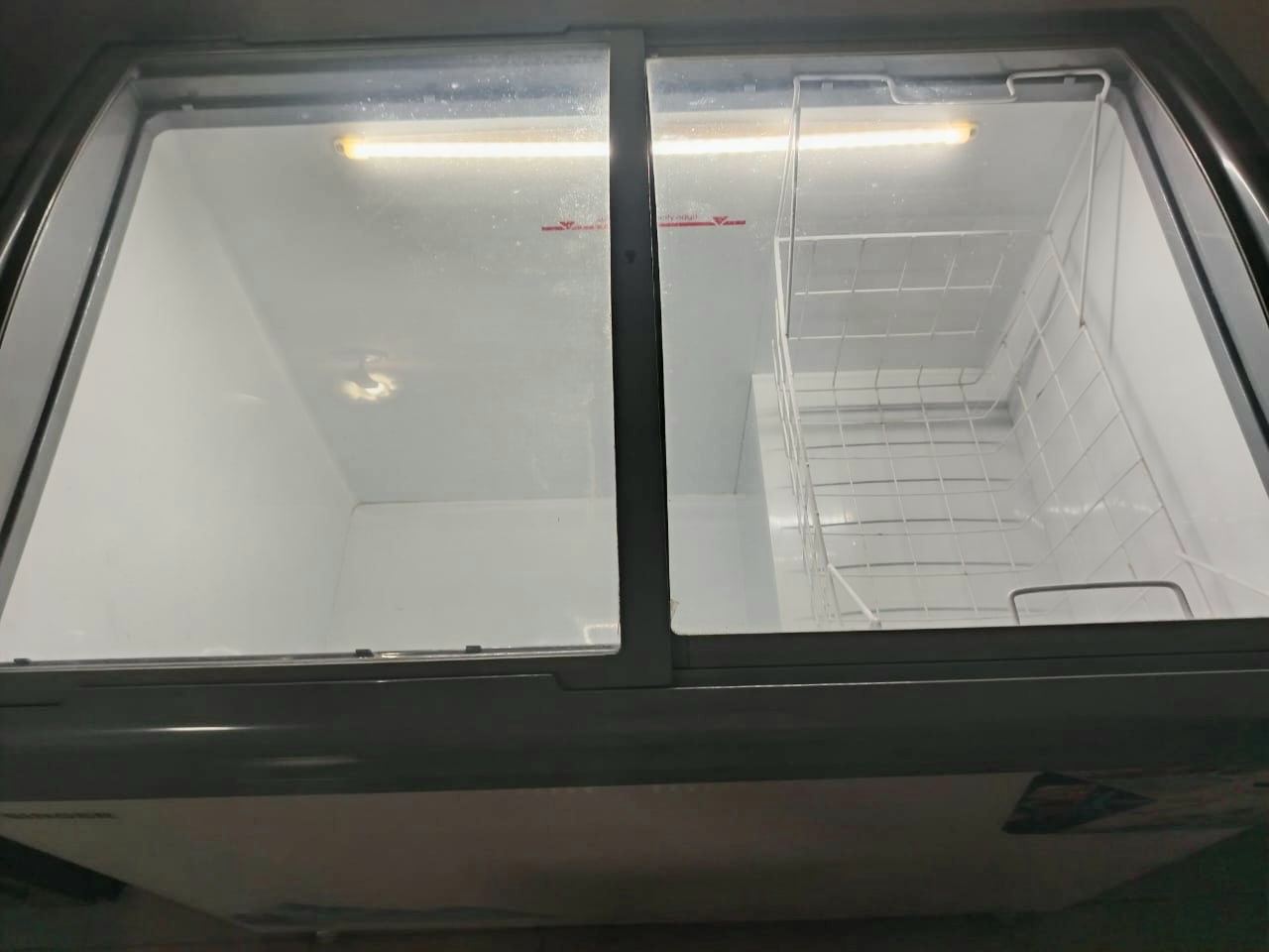 Singer Deep Freezer (3-in-1) – Glass Top – Excellent Condition