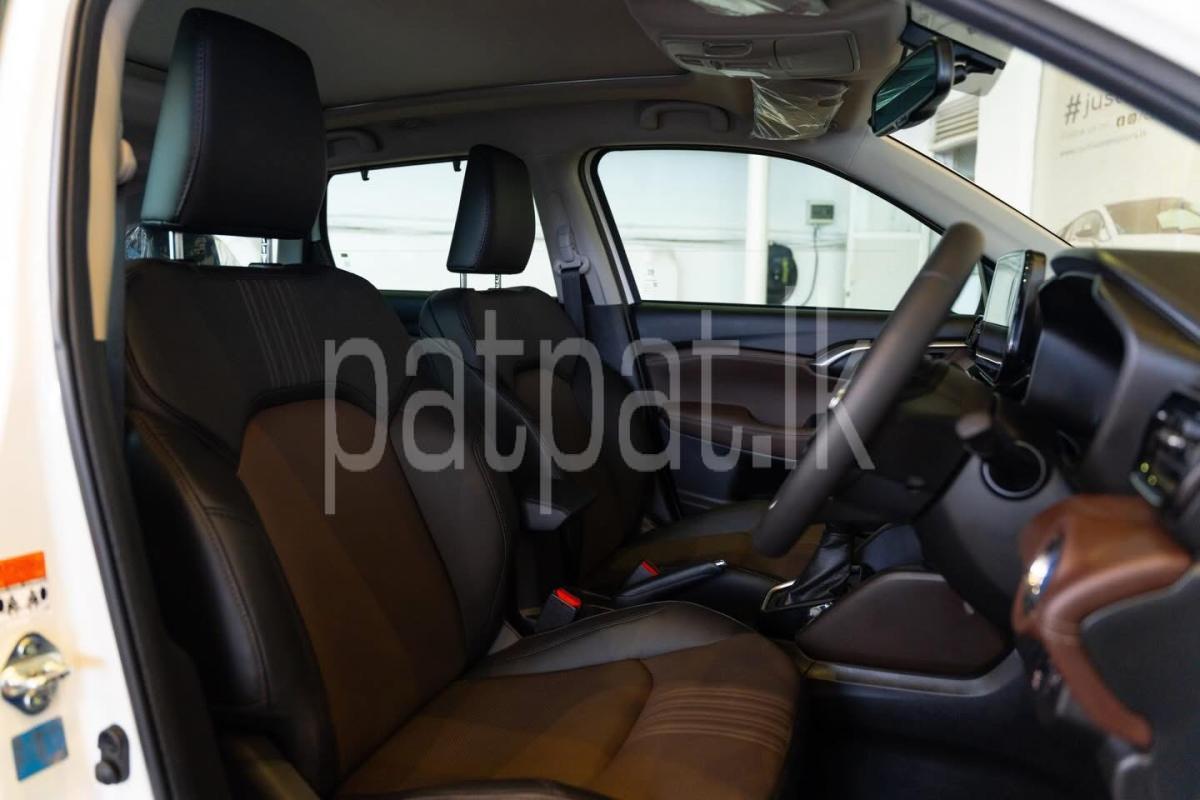 Advertisement image 4