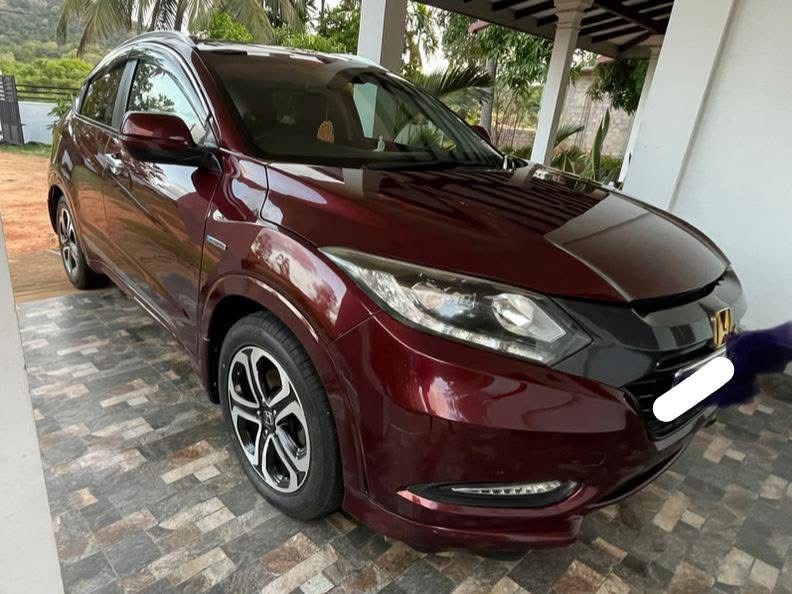 Honda Vezel 2014 - Reconditioned SUV sale in Sri Lanka - patpat.lk