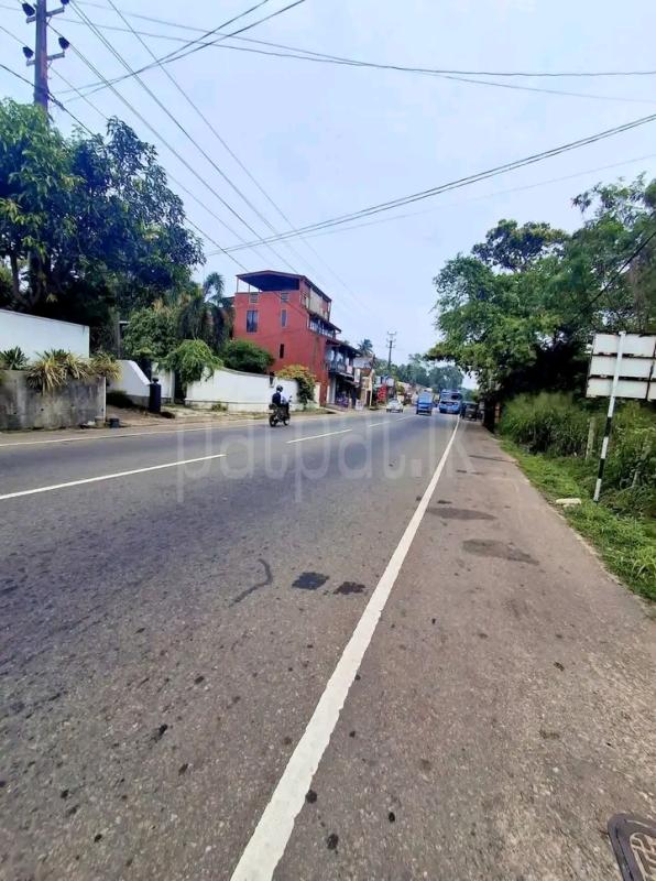 Residential Land for Sale in Alubomulla