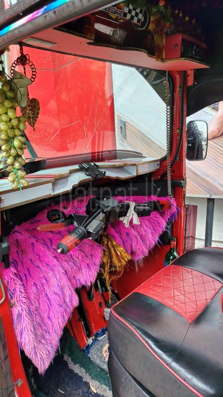 Bajaj Three Wheel 2021 - பயன்படுத்தப்பட்டது முச்சக்கர வண்டி sale in Sri Lanka - patpat.lk