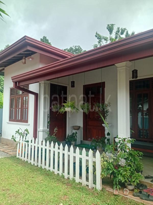 House for Sale in Athurugiriya
