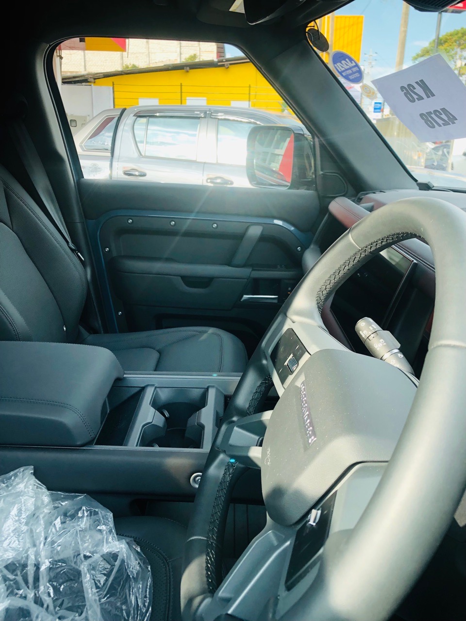 Land Rover Defender 2025 - சான்றளிக்கப்பட்டது SUV sale in Sri Lanka - patpat.lk