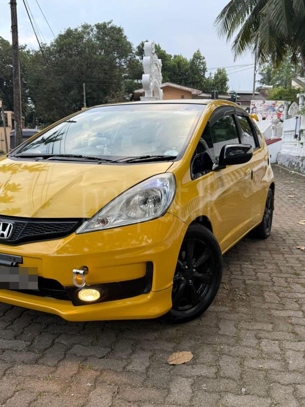 Advertisement image 3