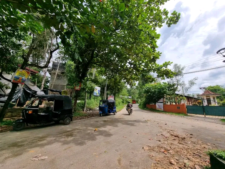 Commercial Land for Sale in Padukka