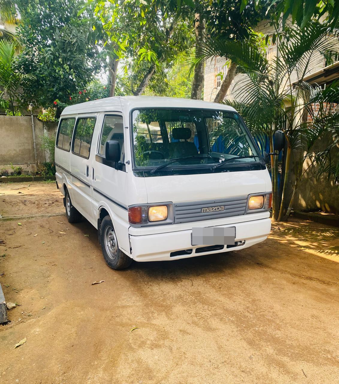 Mazda Bongo 1994 - Reconditioned Van sale in Sri Lanka - patpat.lk