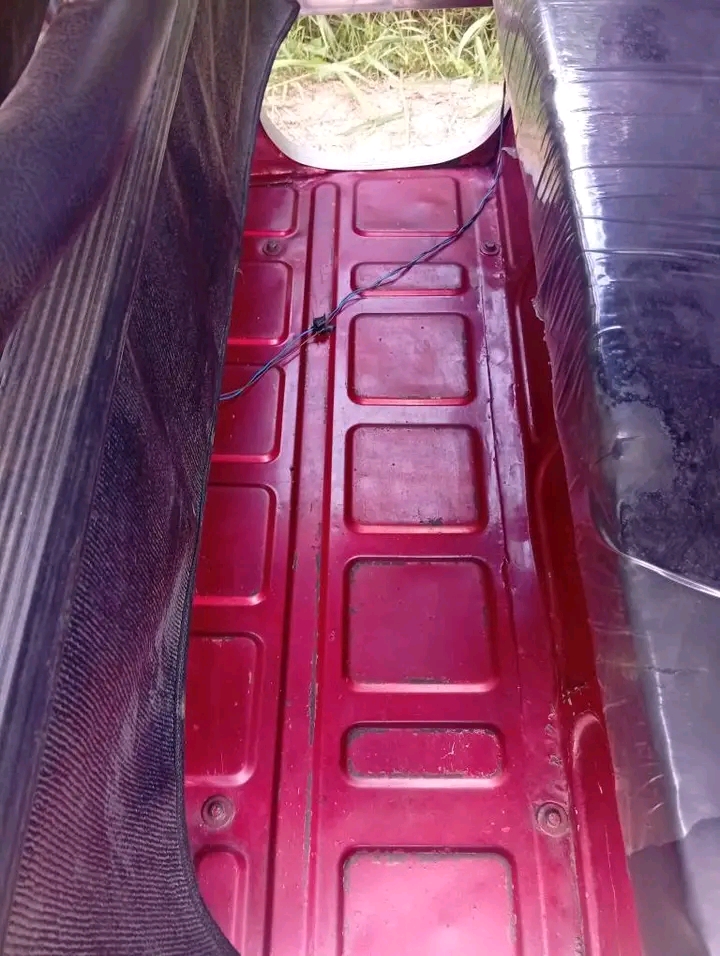 Bajaj Three Wheel 2009 - භාවිතා කරන ලද ත්‍රිරෝද රථය sale in Sri Lanka - patpat.lk