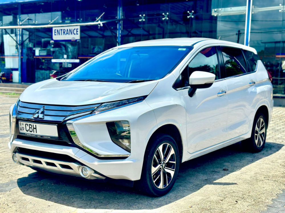 Mitsubishi Xpander 2018 - பயன்படுத்தப்பட்டது SUV sale in Sri Lanka - patpat.lk