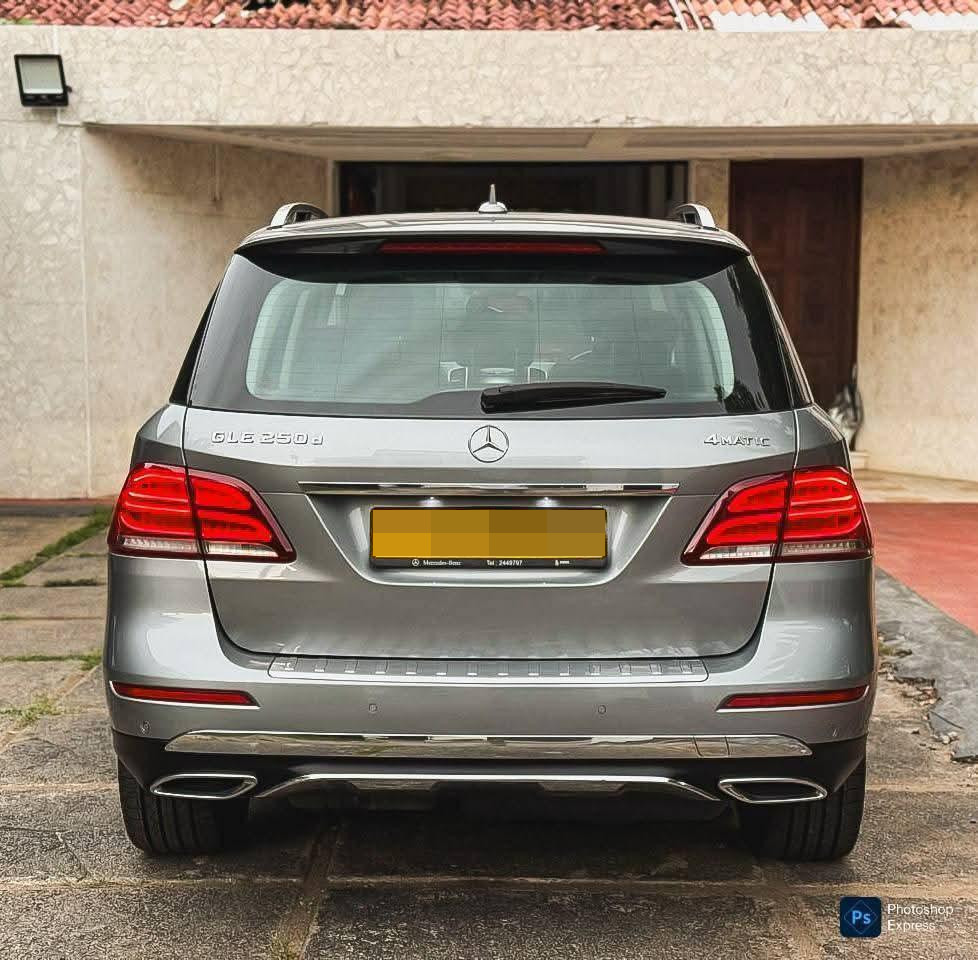 Mercedes Benz E250 2015 - பயன்படுத்தப்பட்டது SUV sale in Sri Lanka - patpat.lk