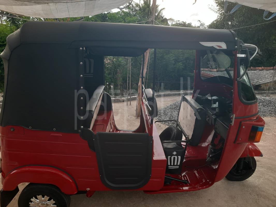 Bajaj 4 stroke 2012 - Used Three wheeler sale in Sri Lanka - patpat.lk