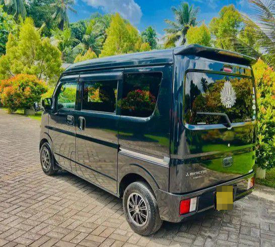 Mitsubishi Minicab 2017 - பயன்படுத்தப்பட்டது வேன் sale in Sri Lanka - patpat.lk