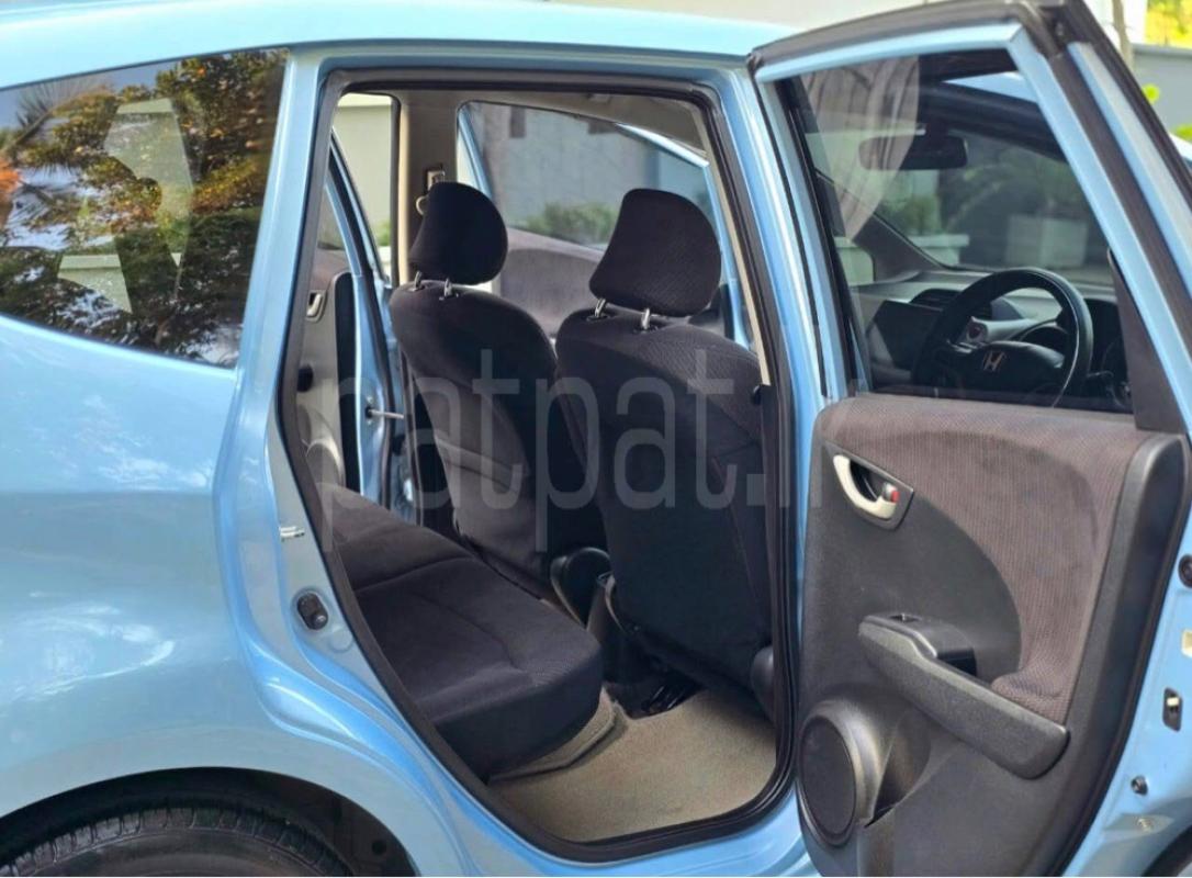 Advertisement image 6