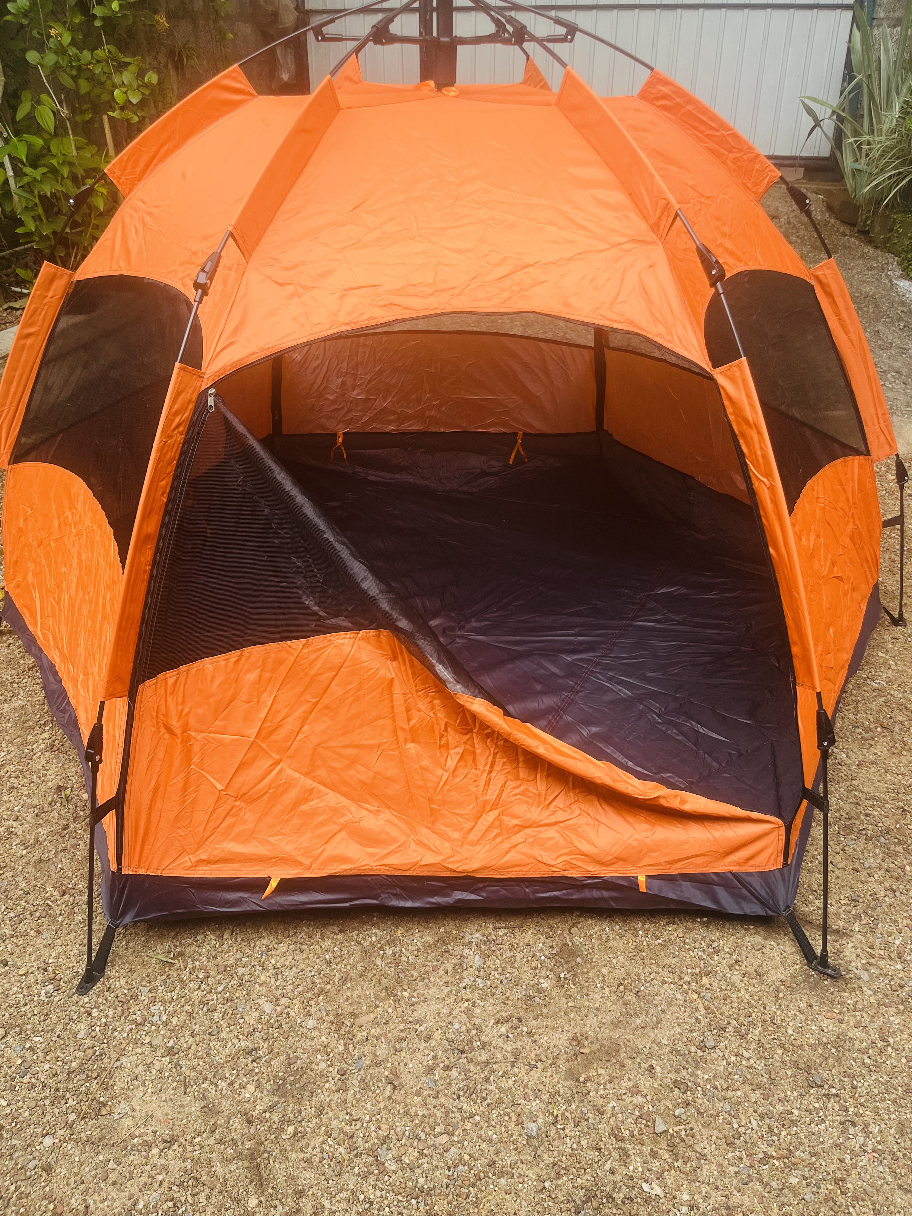 Camping Tent (Automatic 4 person )