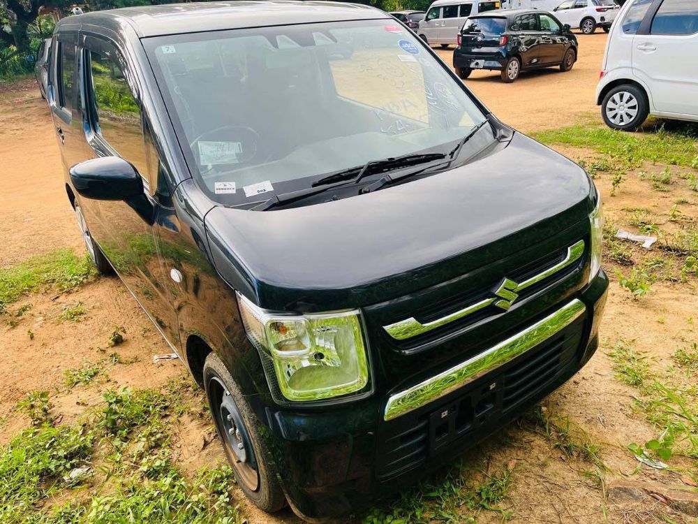 Suzuki Wagon R 2024 ads-image-1
