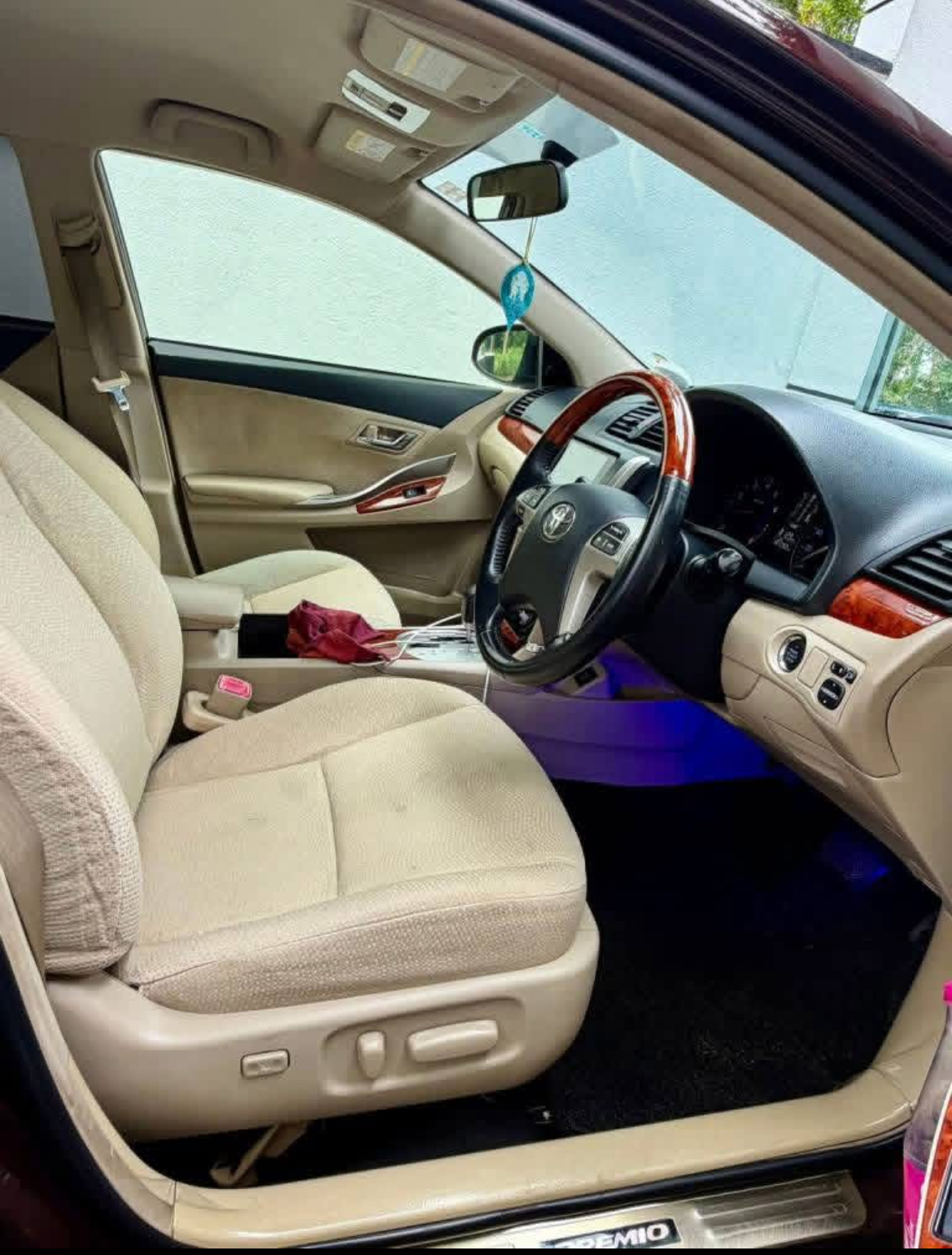 Toyota Premio 2015 - பயன்படுத்தப்பட்டது கார் sale in Sri Lanka - patpat.lk