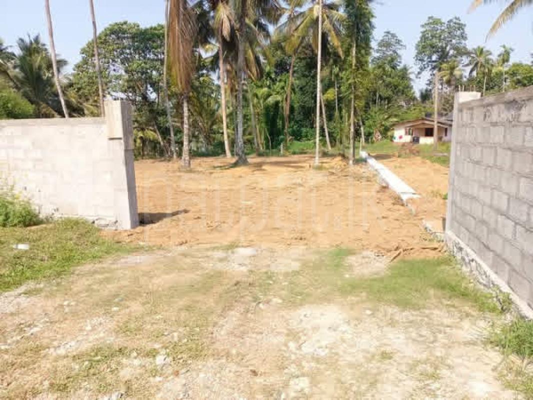 Residential Land for Sale in Kadawatha