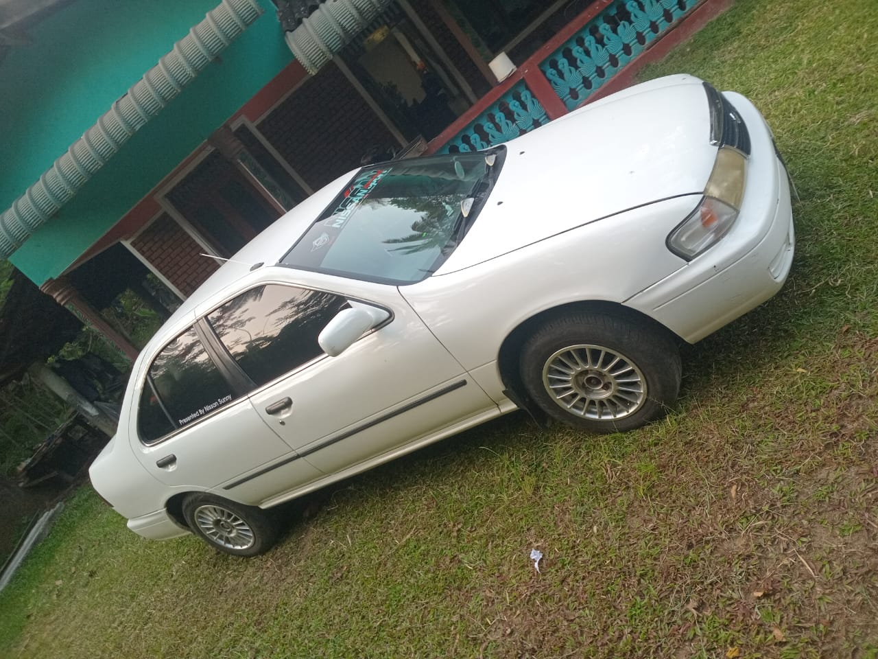 Nissan Sunny 1997 - Used Car sale in Sri Lanka - patpat.lk