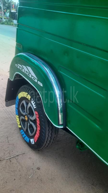 Advertisement image 4