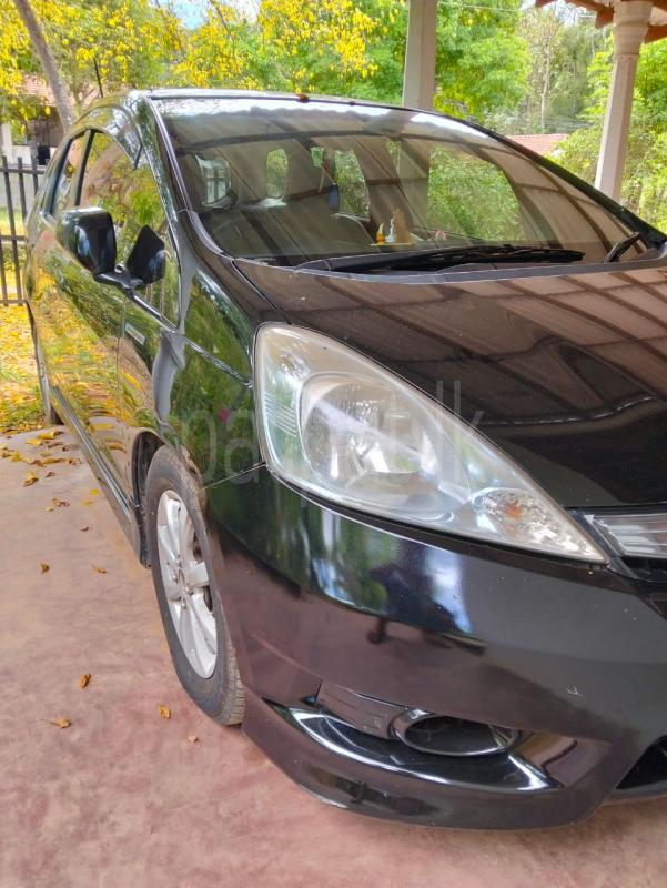 Honda Fit 2012 - பயன்படுத்தப்பட்டது கார் sale in Sri Lanka - patpat.lk