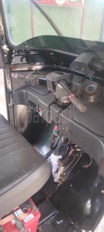 Bajaj Three Wheel 2012 - Used Three wheeler sale in Sri Lanka - patpat.lk