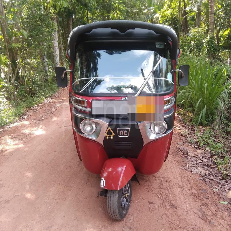 Bajaj Three Wheel 2019 - பயன்படுத்தப்பட்டது முச்சக்கர வண்டி sale in Sri Lanka - patpat.lk
