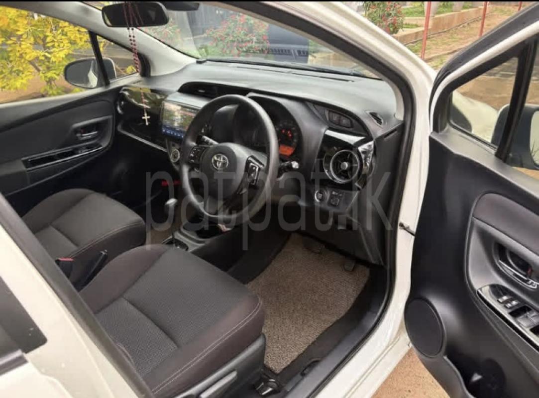 Toyota Vitz 2019 - பயன்படுத்தப்பட்டது கார் sale in Sri Lanka - patpat.lk