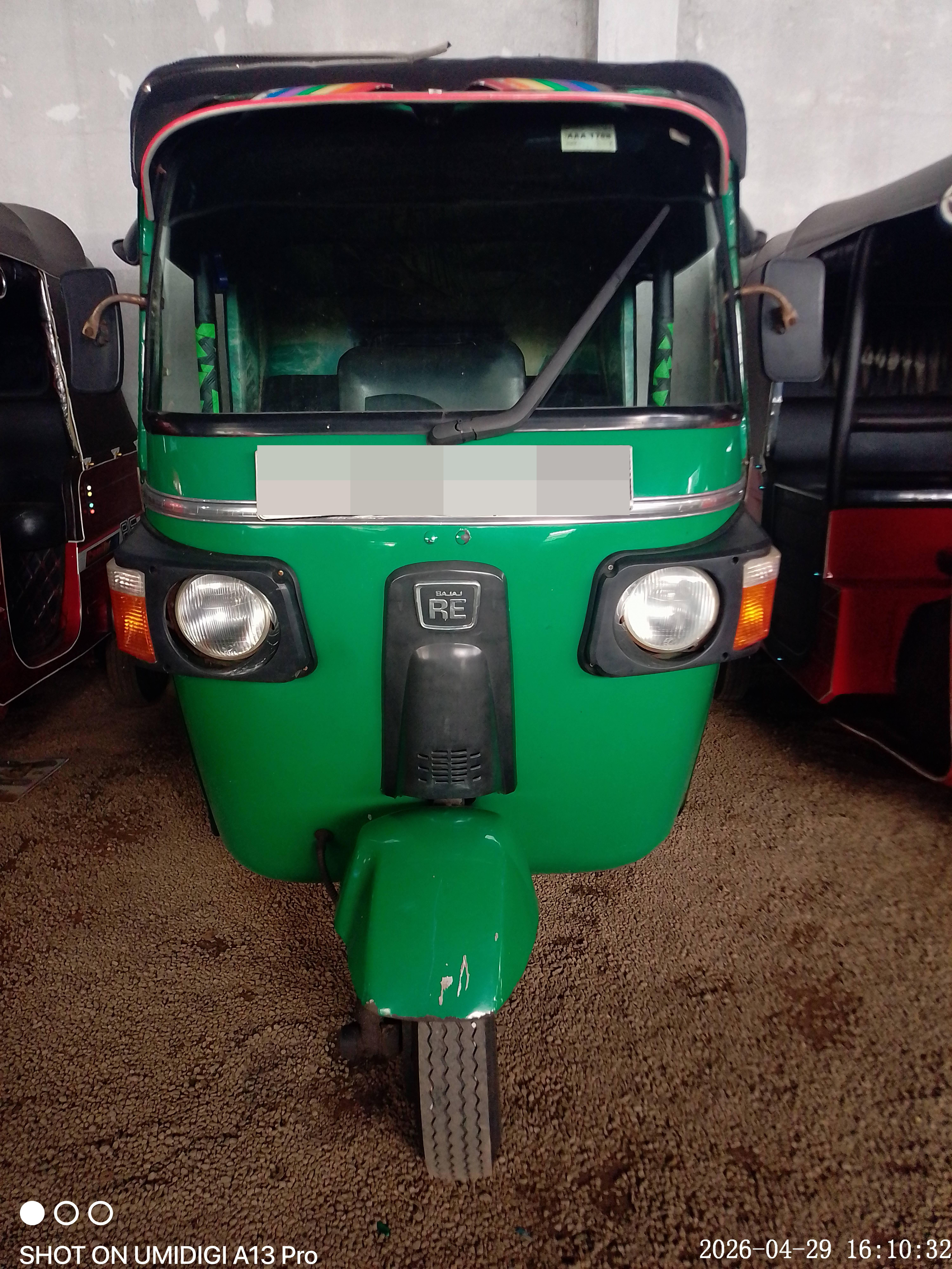 Bajaj Three Wheel 2013 - பயன்படுத்தப்பட்டது முச்சக்கர வண்டி sale in Sri Lanka - patpat.lk