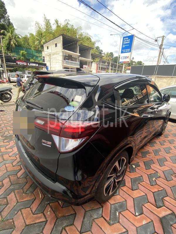 Honda Vezel 2017 - பயன்படுத்தப்பட்டது SUV sale in Sri Lanka - patpat.lk