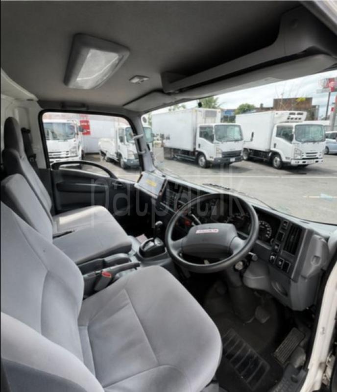 Isuzu ELF 2017 - Used Truck sale in Sri Lanka - patpat.lk