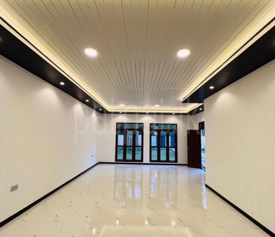 House for Sale in Katana