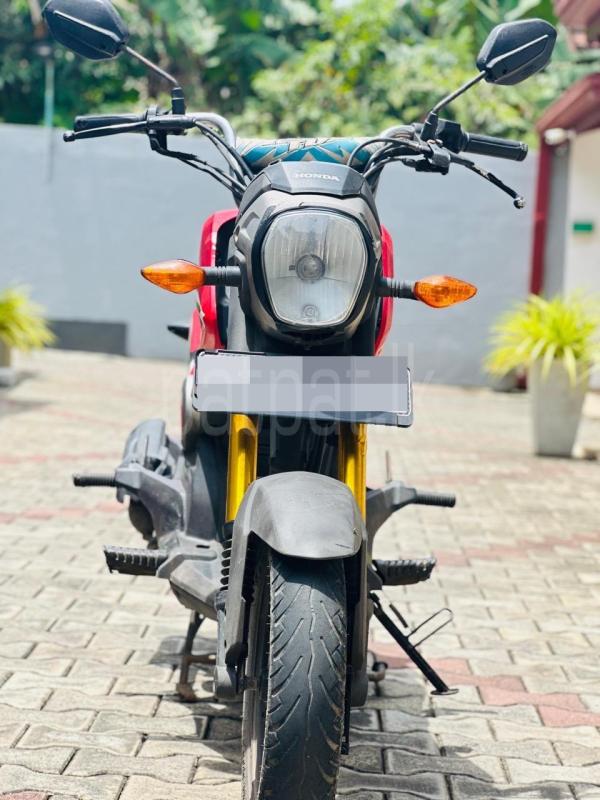 Advertisement image 4