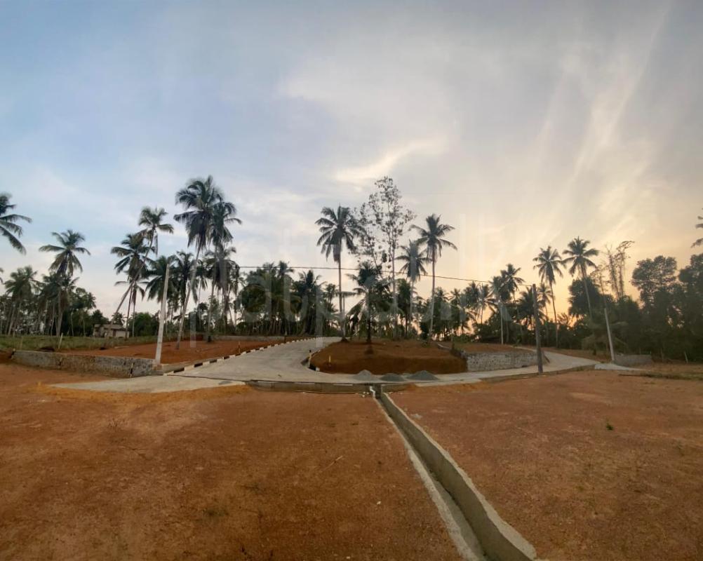 Residential Land for Sale in Kirillawala