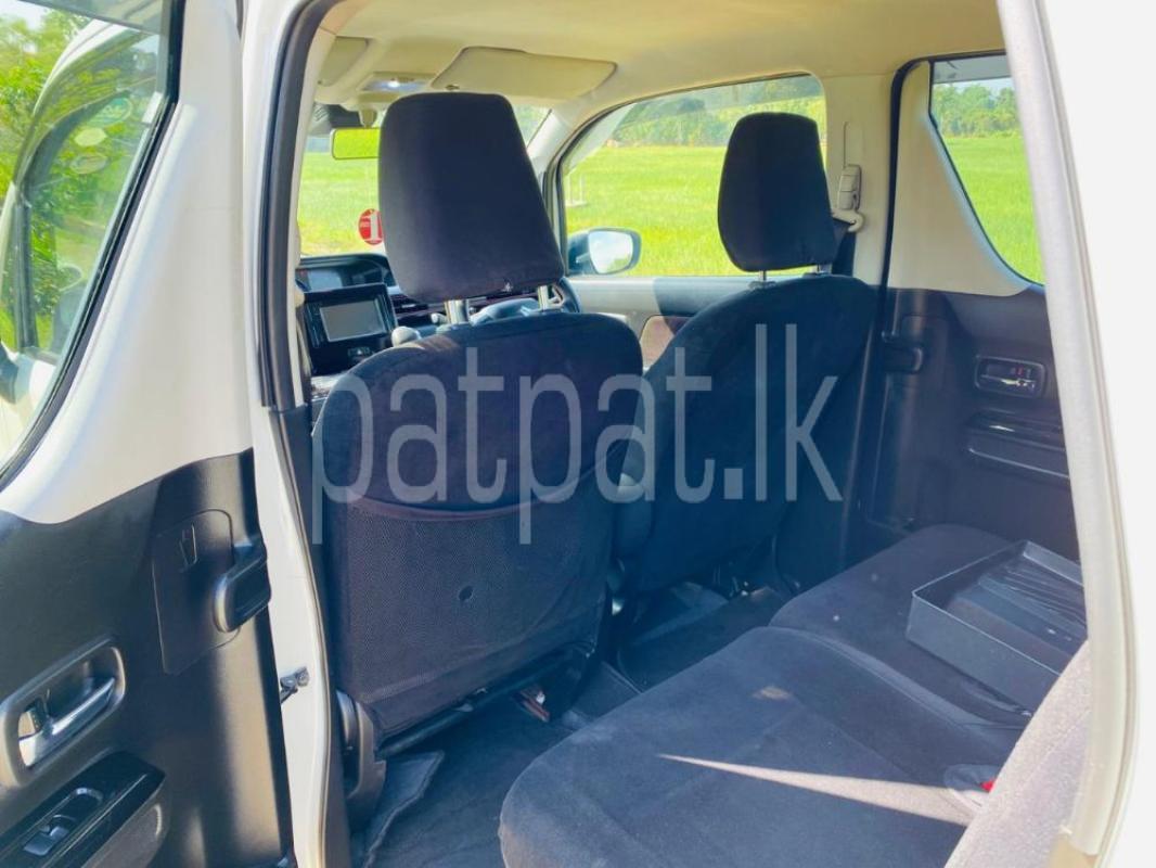 Advertisement image 6