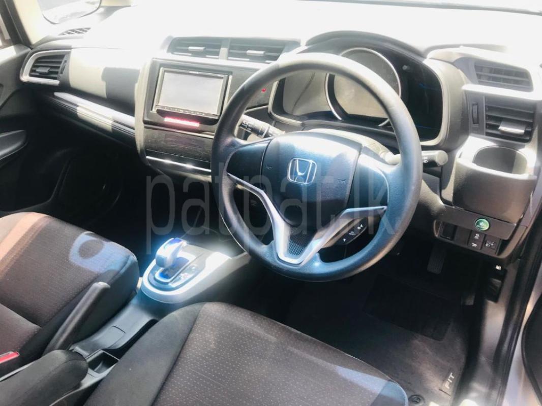 Advertisement image 6