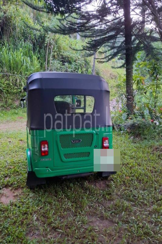 Bajaj 4 stroke 2025 - பயன்படுத்தப்பட்டது முச்சக்கர வண்டி sale in Sri Lanka - patpat.lk