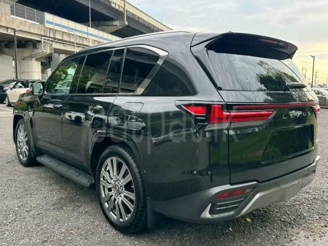 Advertisement image 6